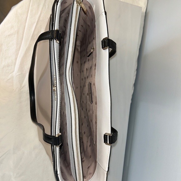 EUC Kate Spade | Large Leather Staci Tote bag | Colorblock Tan & White - Picture 7 of 9